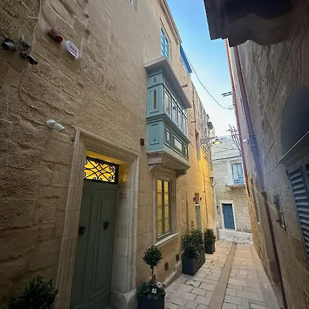 Domingo X Casa Norte Birgu